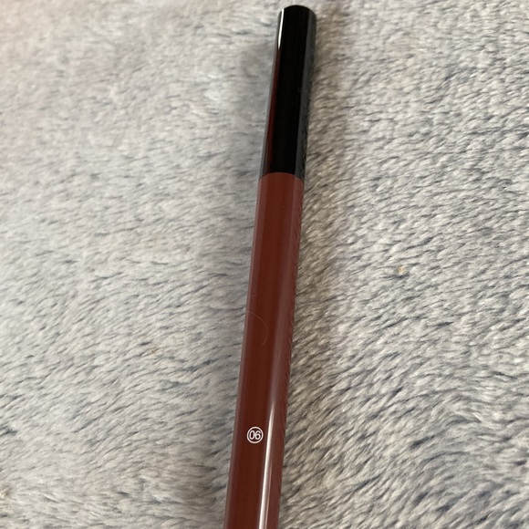 NWOT⭐️LANGMANNI💫Lip💄Liner and Lip Gloss Duo - Picture 9 of 9